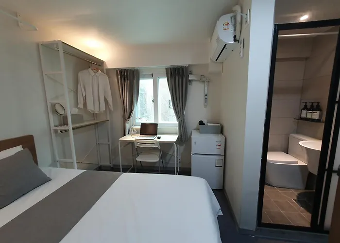 Hotel Beyond Jongno