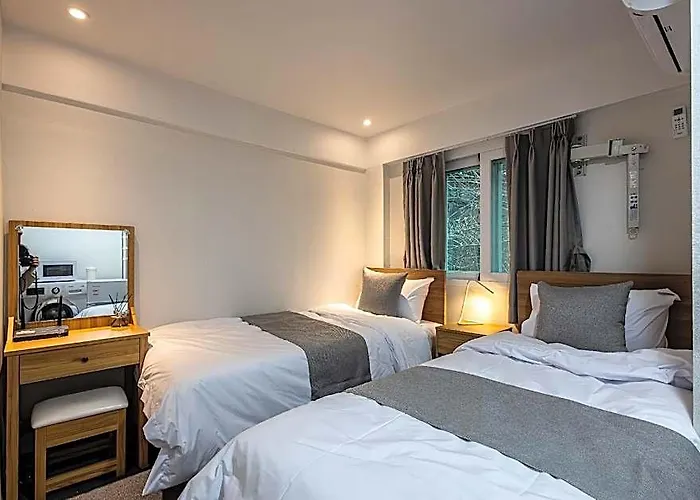 Beyond Jongno Hotel 2*
