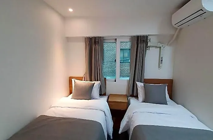 Hotel Beyond Jongno 2*
